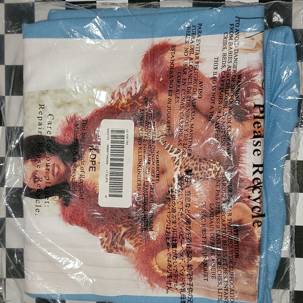Supreme Lil Kim Tee - Picture 2 of 5